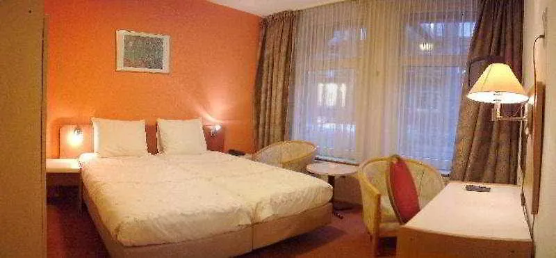 Aadam Hotel Wilhelmina Amsterdam 3*,  Netherlands